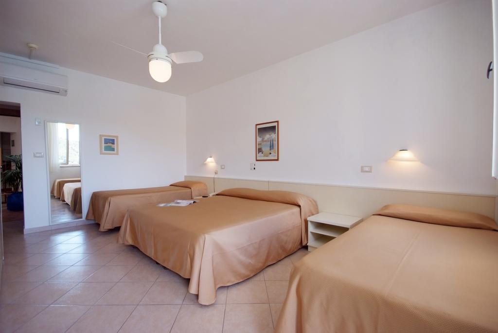 Hotel Dino Capoliveri  Εξωτερικό φωτογραφία