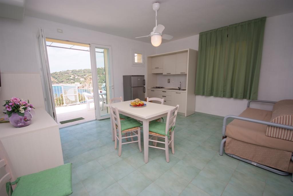 Hotel Dino Capoliveri  Δωμάτιο φωτογραφία