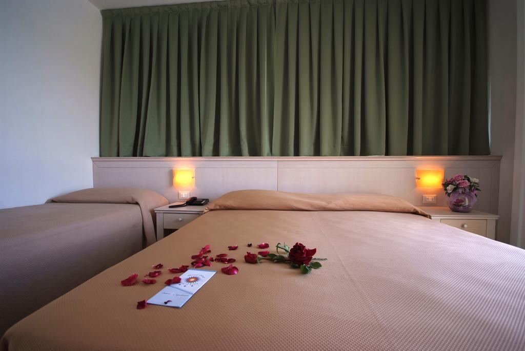 Hotel Dino Capoliveri  Δωμάτιο φωτογραφία